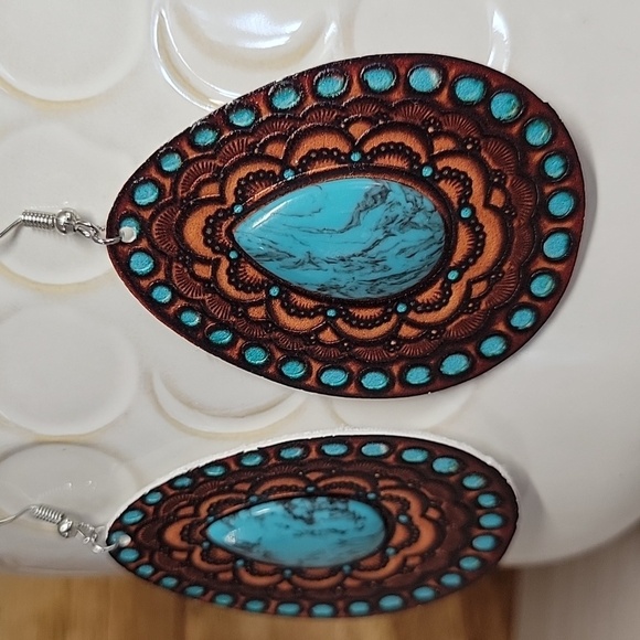 RETRO BOHEMIAN TURQUOISE STATEMENT EARRINGS - Picture 6 of 7